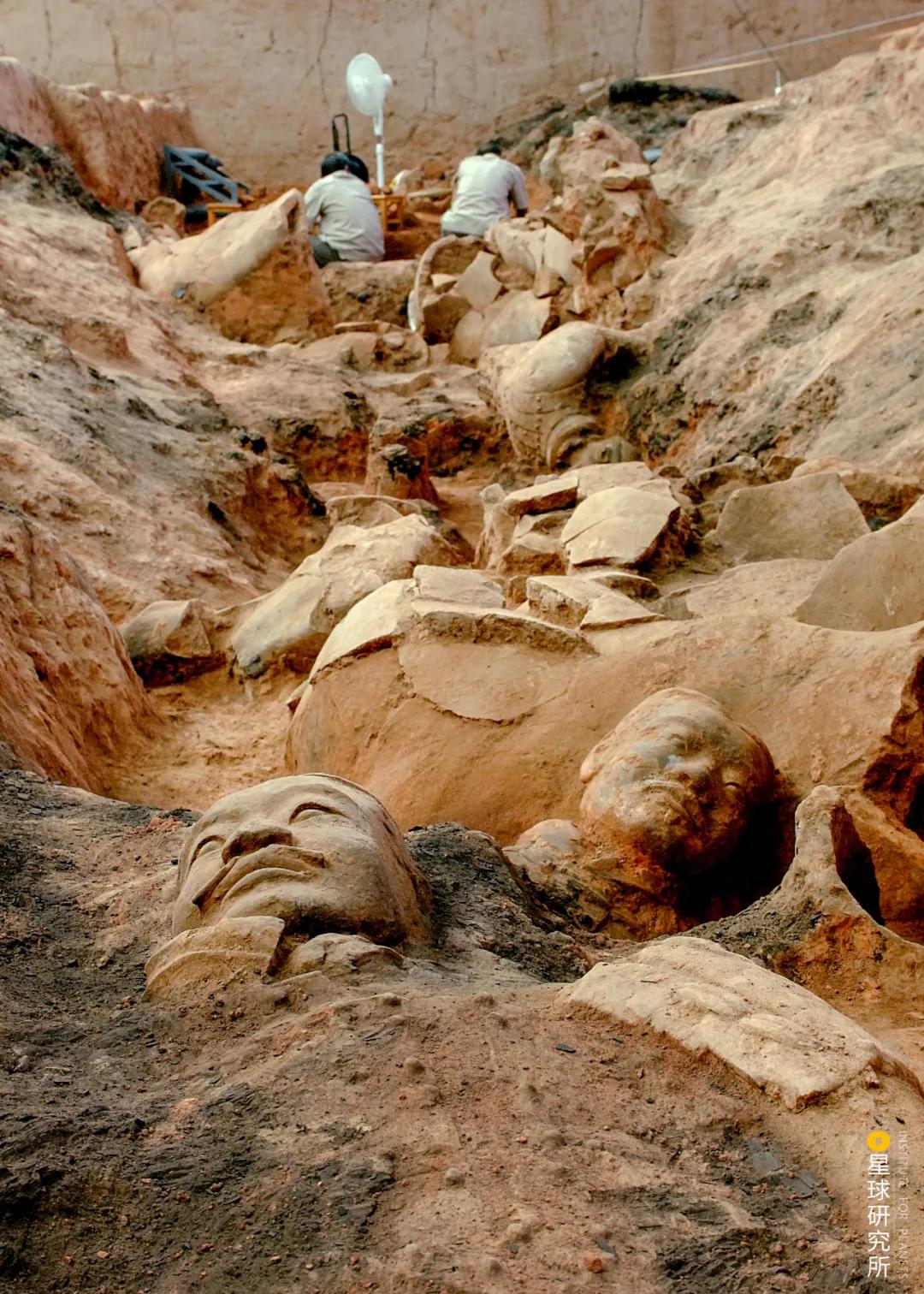 秦始皇兵马俑位于什么地方,秦始皇兵马俑为什么要建造