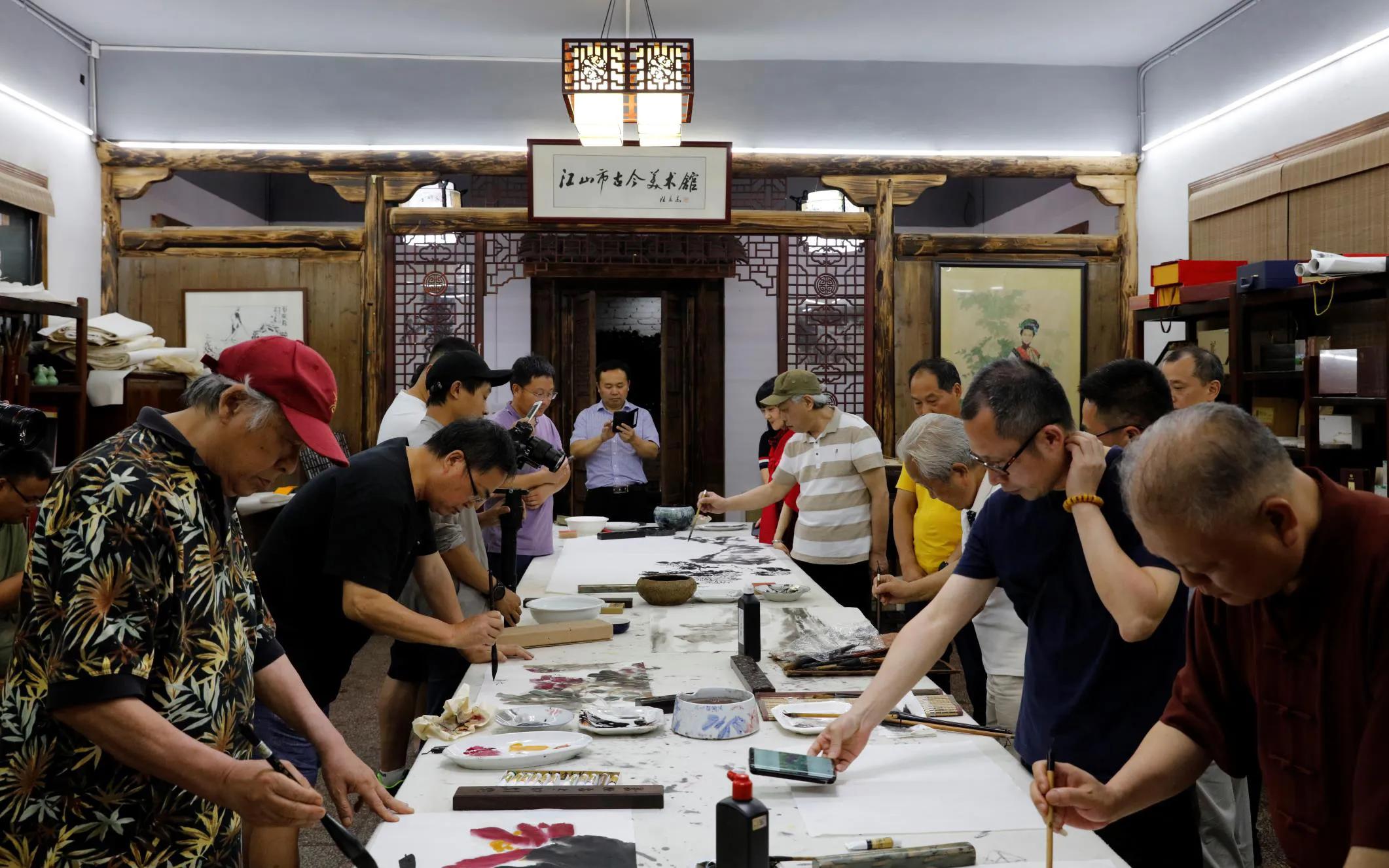 正泰光伏效果图,正泰光伏航拍