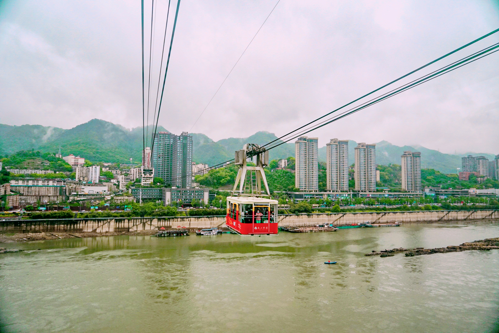 重庆未来会成为四大火炉城市吗,重庆不愧为火炉城市