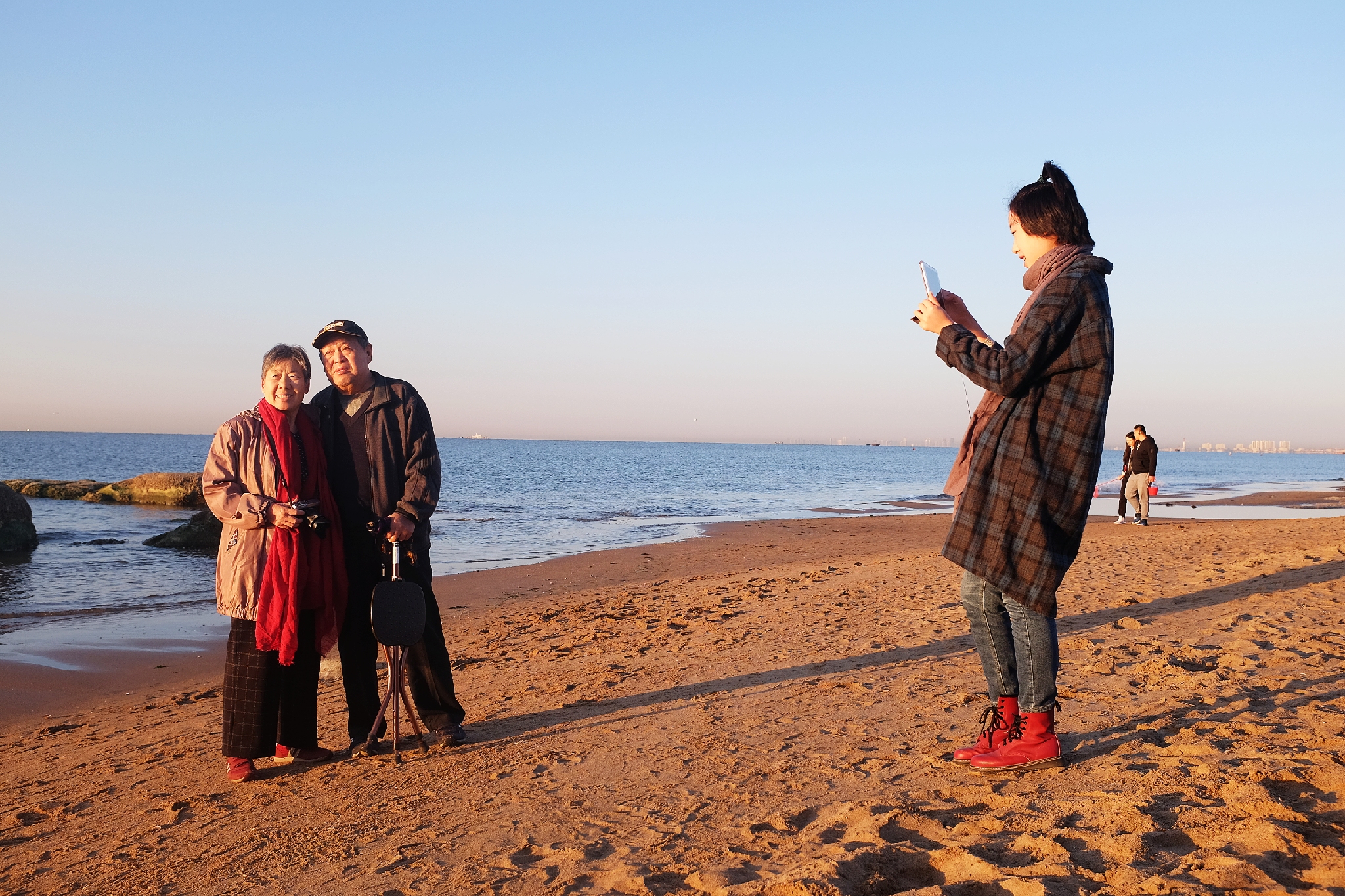 到了北戴河之后怎么去海滨浴场,北戴河怪楼奇园景区今天可以玩吗