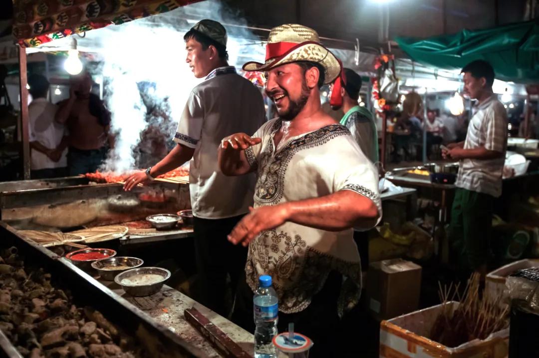 走向我们的小康生活微电影,走向我们的小康生活中国画