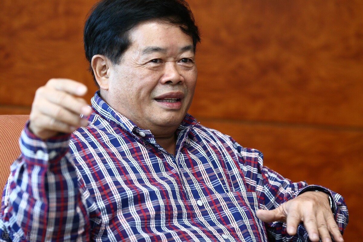 曹德旺草根出身,曹德旺从一个贫困青年逆袭