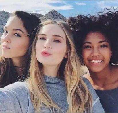 只有女生巴掌大小的banana口袋伞，伞内自动降温似“移动空调”！