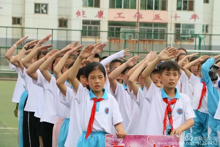 乌兰察布校长杯足球赛,青少年校园足球联赛拉开帷幕