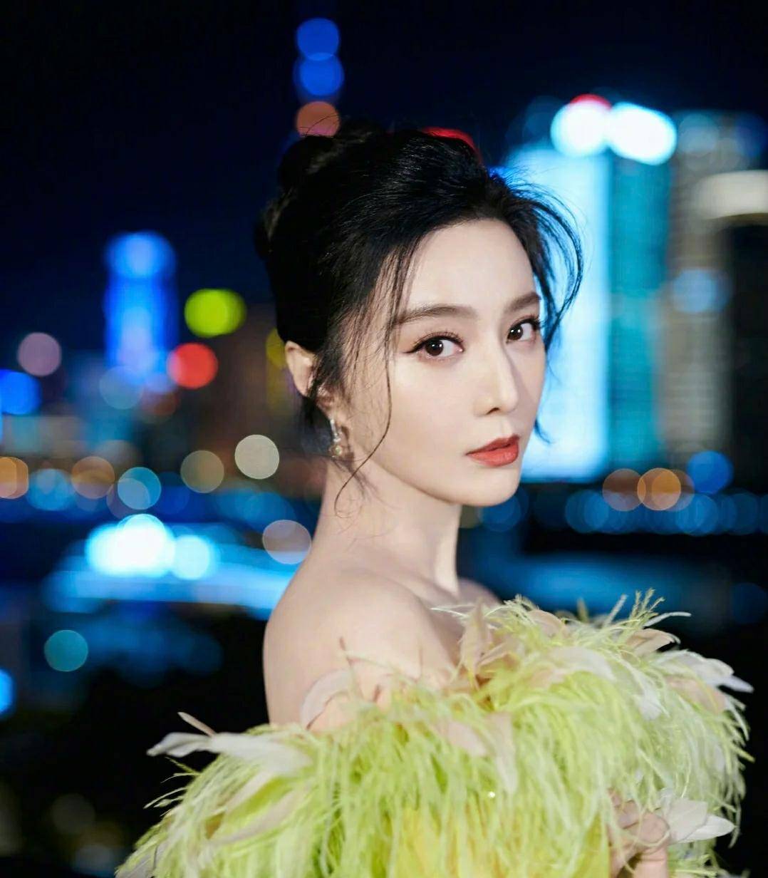 直鼻跟水滴鼻哪个更有气质,什么脸型适合水滴鼻