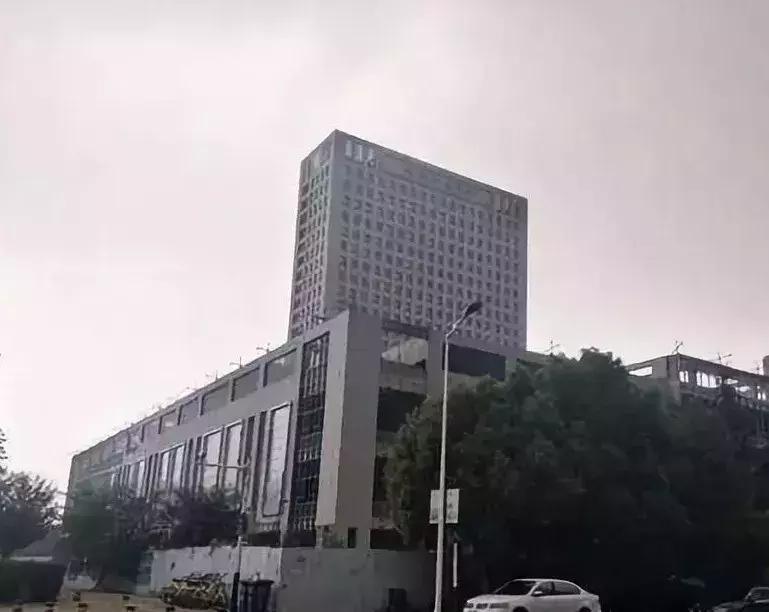 合肥最大烂尾商业综合体将被拍卖,合肥烂尾11年商场