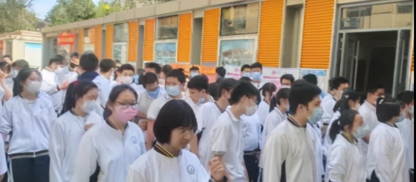 七人普|西城区成功举办“七人普校园行”活动，北京市第五十六中学等学校组织“人口普查专题讲座”