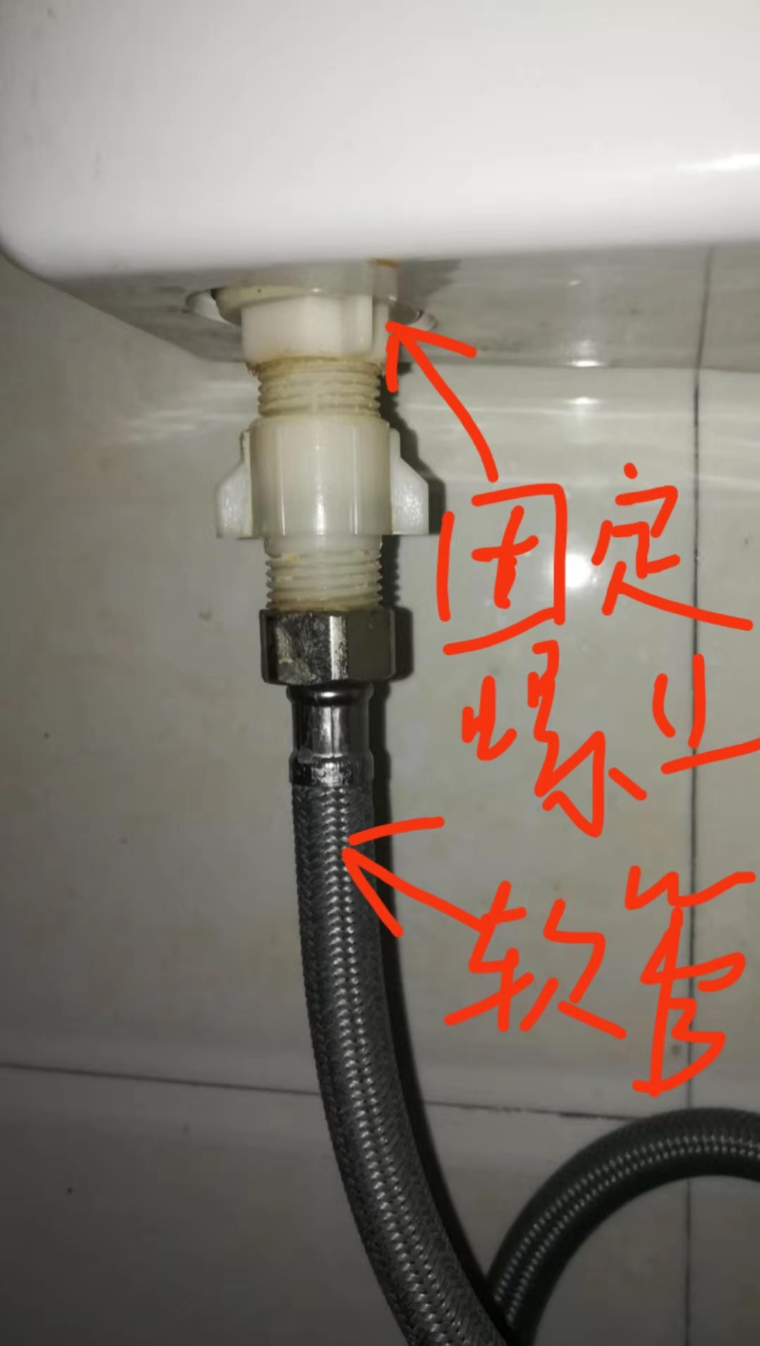 家里水用多了漏水,家里用水突然猛增会是哪漏水