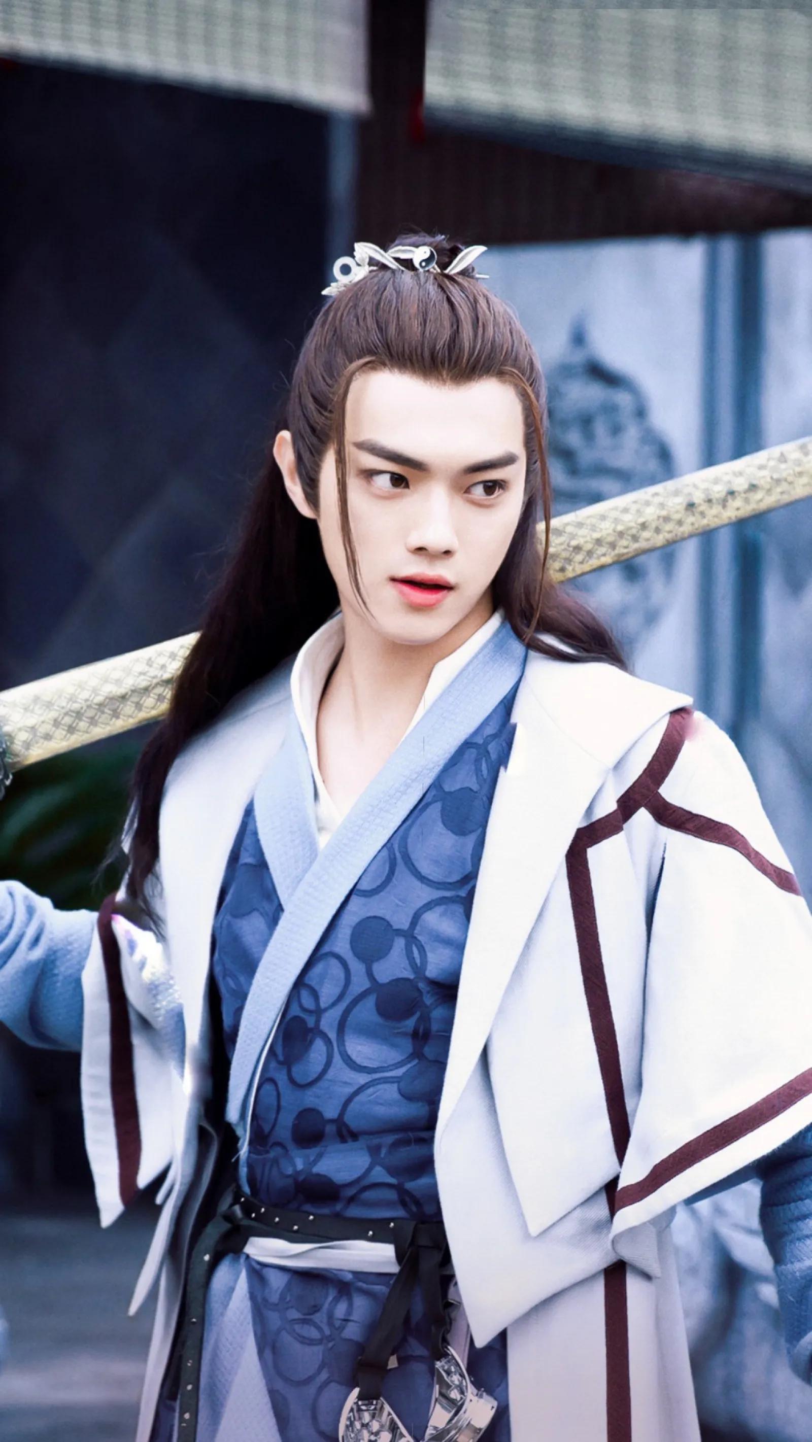 天生“花心脸”，痞帅不油腻，这6位自带坏男生魅力，不耍帅也酷