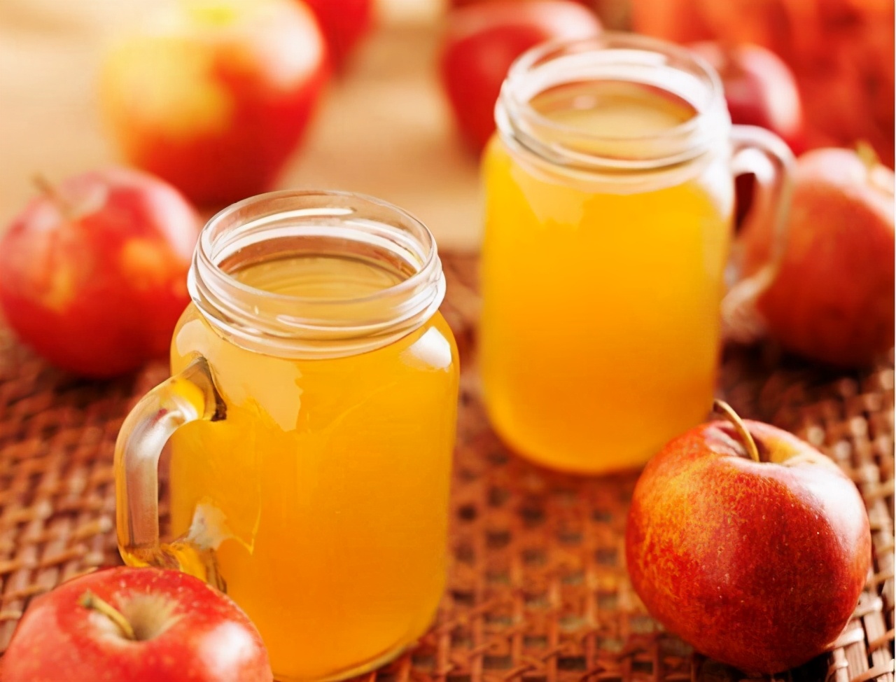 现榨苹果汁要怎么弄才好吃,苹果大番茄汁怎么榨好喝