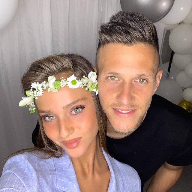 【花色足球】以色列性感超模内塔，堪比神奇女侠的最美退役女兵