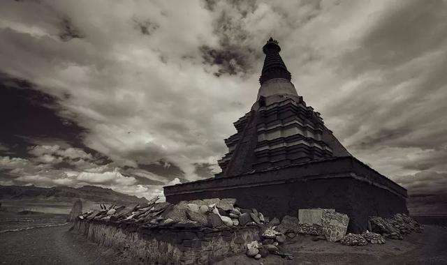 阿里托林寺,西藏阿里的最著名寺庙