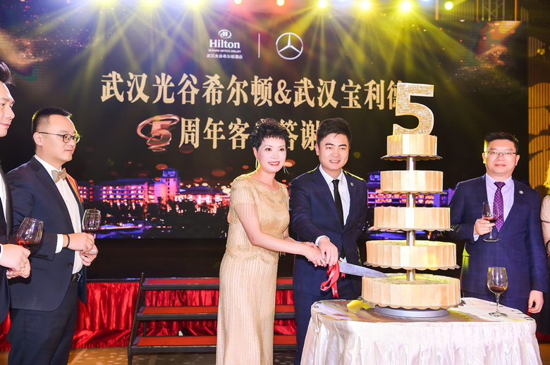 五年光阴携手走过武汉宝利德与奔驰车友共谱友情岁月