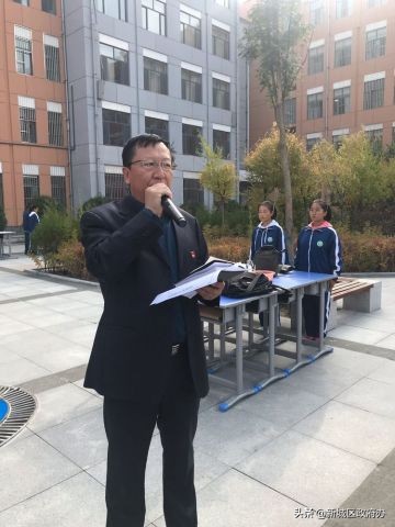 书法传承进校园翰墨飘香尽芬芳——新城区书法家教育基地授牌仪式暨呼市第三十八中学书法进校园现场笔会