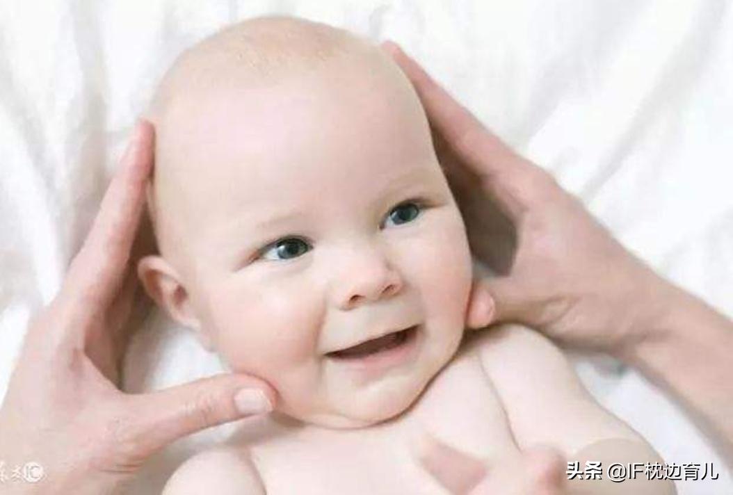 给宝宝抚触按摩的正确方法,新生儿按摩和抚触可以缓解黄疸吗