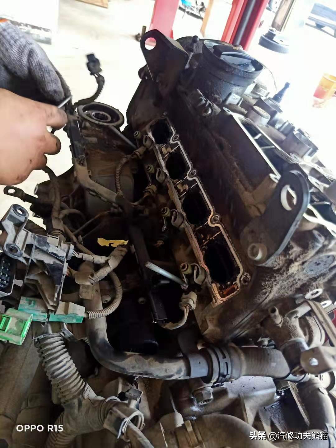 爱车养护烧机油要趁早治理,爱车烧机油