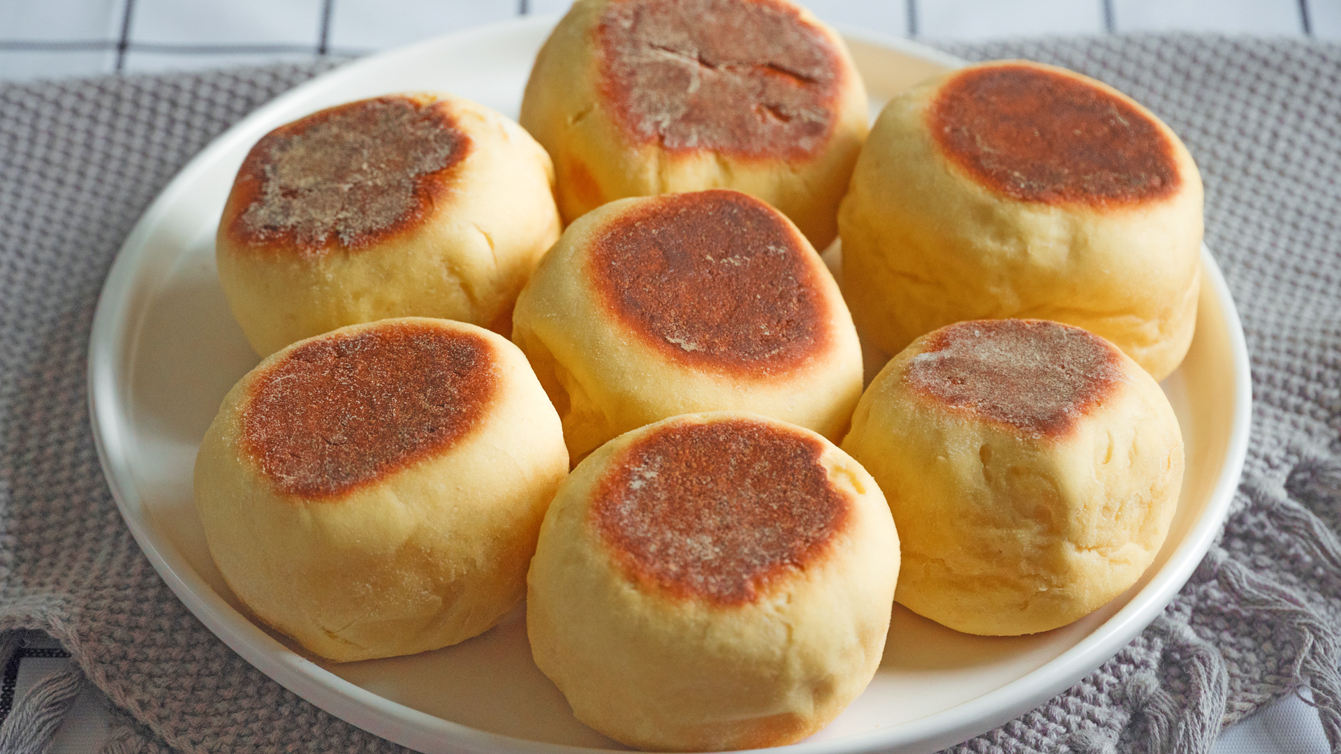 家里用的多功能电饼铛,家里有电饼铛还用买烤箱吗