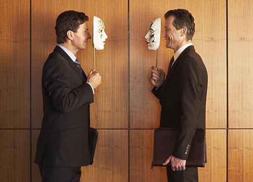 冯仑：职场竞争激烈，处处遇小人，怎么办？记住一句话，便可化解