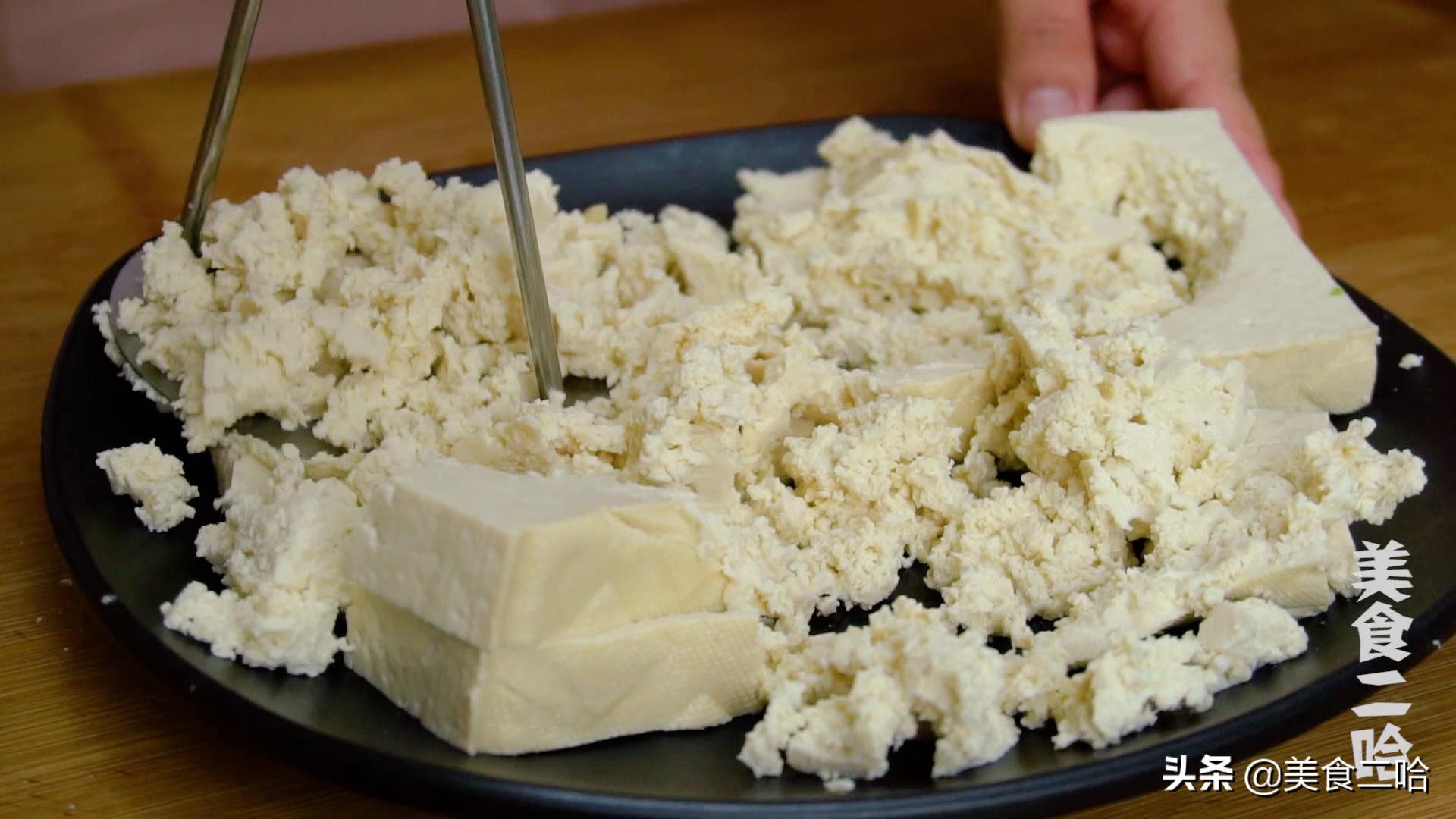 丸子怎么炸不会散开,丸子怎么炸又酥脆又好吃