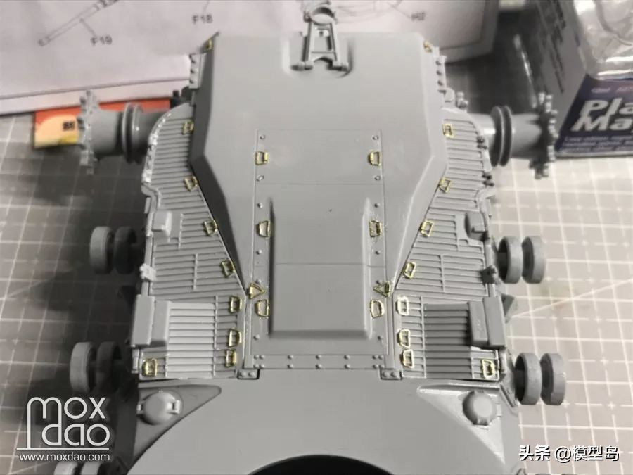 t34-85中型坦克模型,现代1:35主战坦克模型