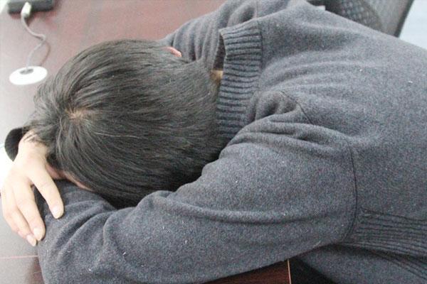 睡多久可以进入深度睡眠,每天深度睡眠几个小时比较健康