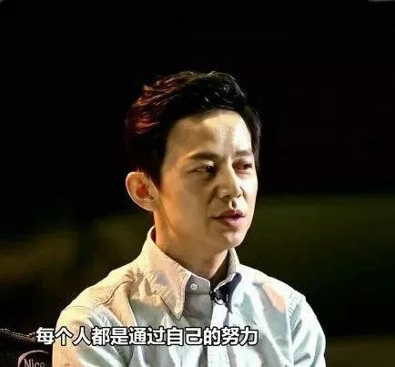 魔方怎么做到那么快,做好一面魔方后的教学视频