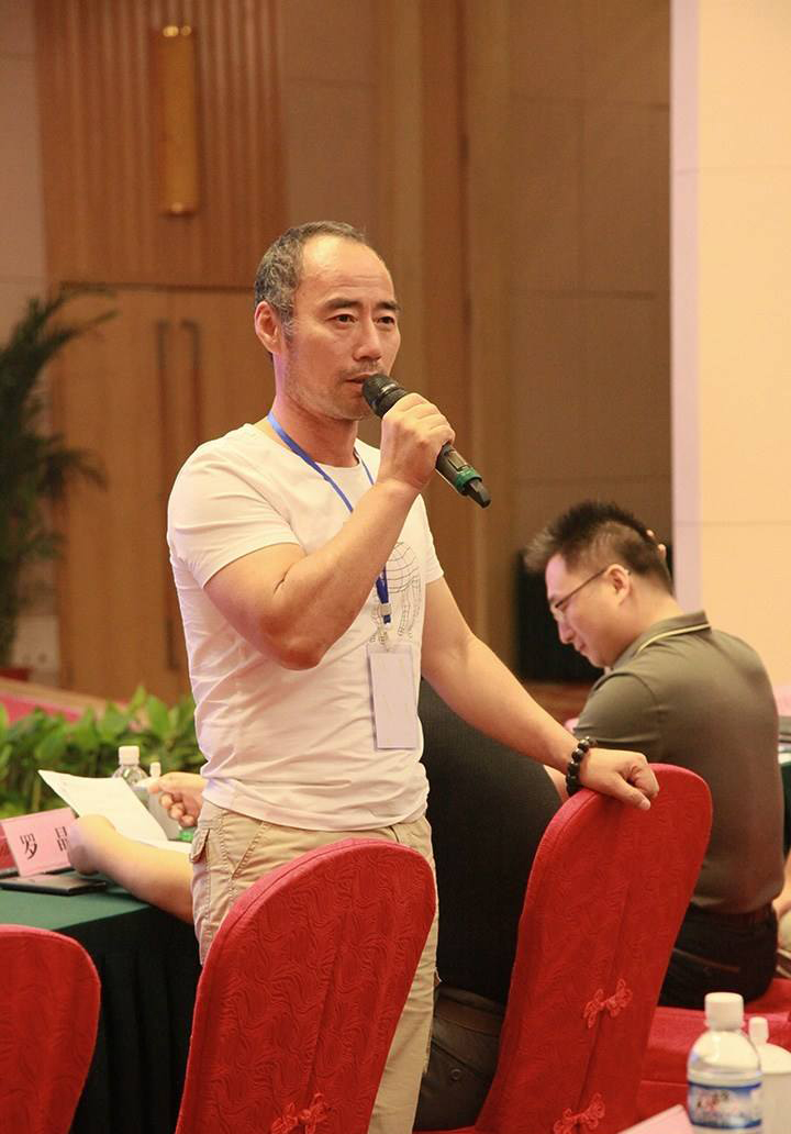 旭日阳刚王旭落寞歌手,旭日阳刚王旭和他的妻子