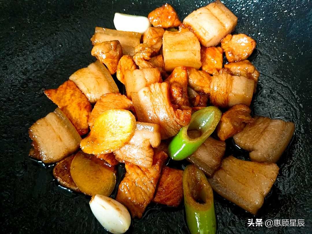 宜兴笋干红烧肉正宗做法,笋干红烧肉肥而不腻实在太好吃啦