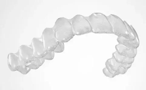 helen齿科,隐形牙套正畸刷牙正确方法