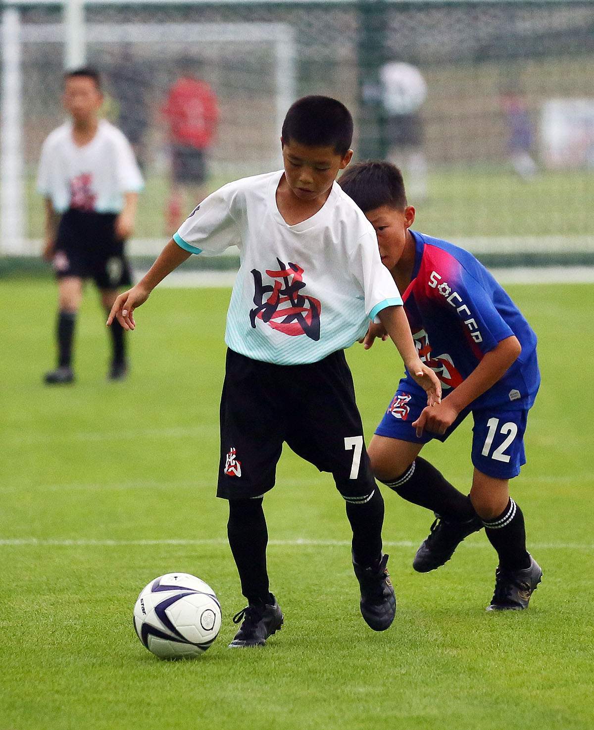 华彬新星杯中西部少年足球联赛,青少年足球比赛足球精神