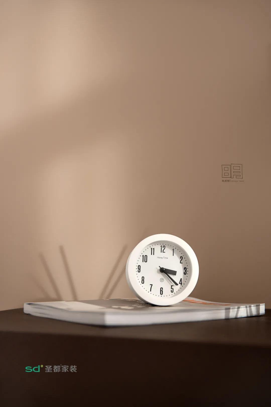 白茶依山傍水,白茶阳光房