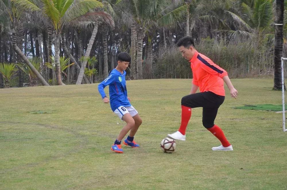 我国拿过几次世界杯冠军,足球史上最年轻的世界杯冠军