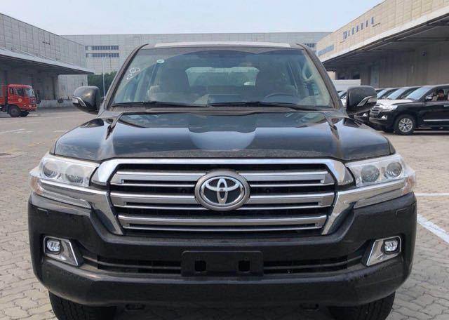 兰德酷路泽4000介绍一下,丰田兰德酷路泽4000和4600的区别