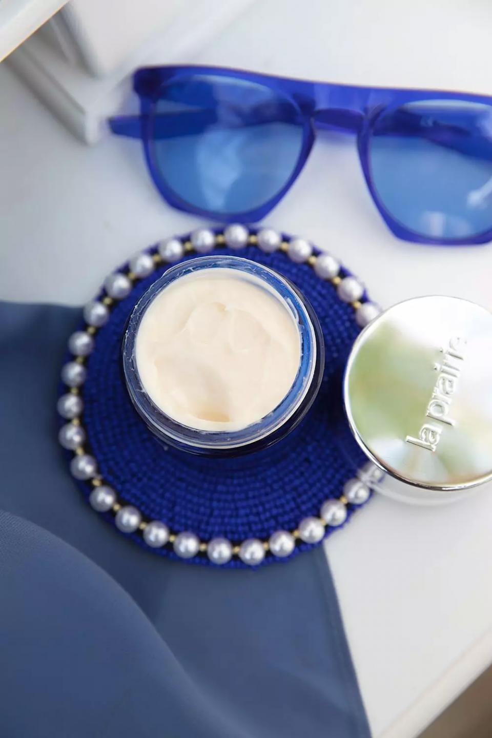 天气太干用什么护肤品,上班族熬夜护肤推荐