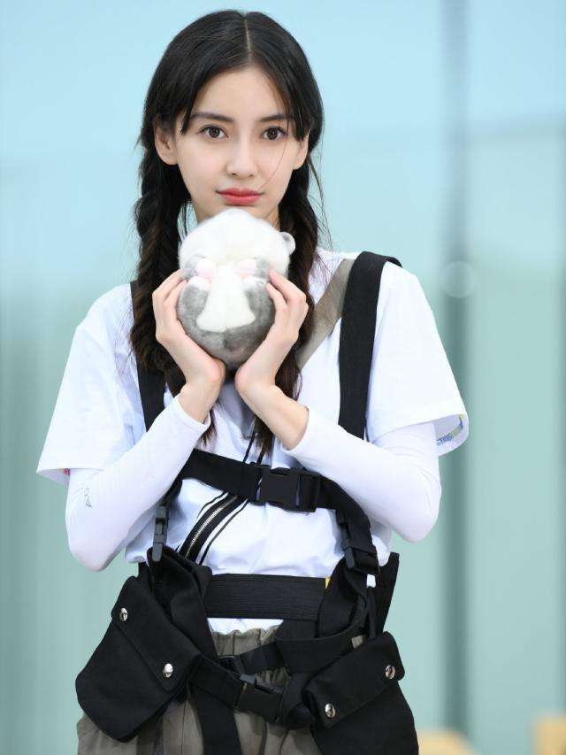 如果首席医*能官**拍成电视剧，你觉得书中的角色由谁来演合适？