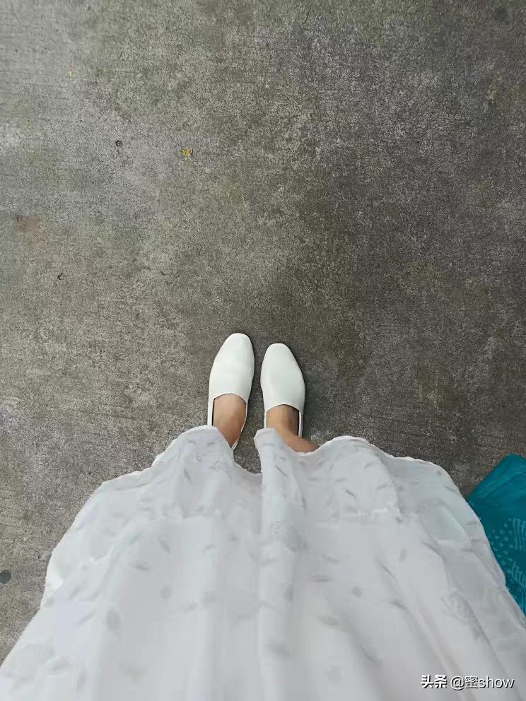 zara平底尖头鞋推荐,zara平底鞋搭配