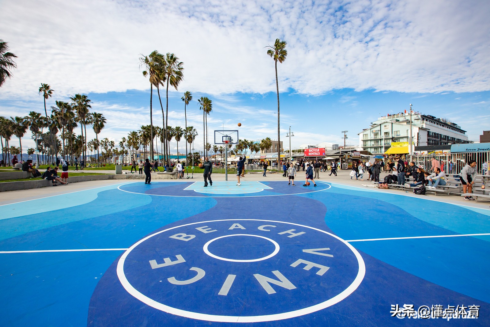 世界上最豪华的十大室内篮球场,你见过最漂亮的室外篮球场