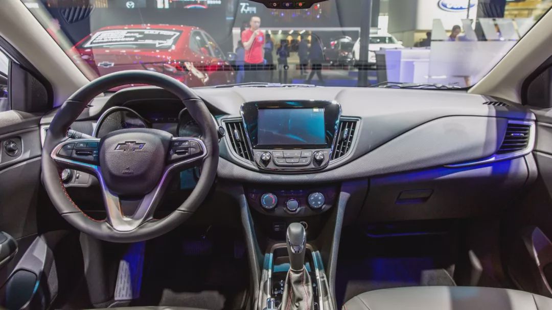 五年的雪佛兰科沃兹还能卖多少钱,雪佛兰科沃兹大概卖了多少辆车