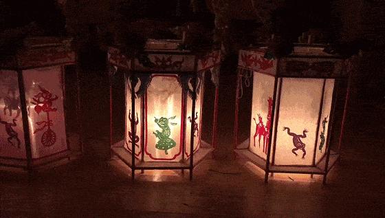 被骗灯笼下有蝎子，随着一声“轰”火，元宵也随之阑珊了