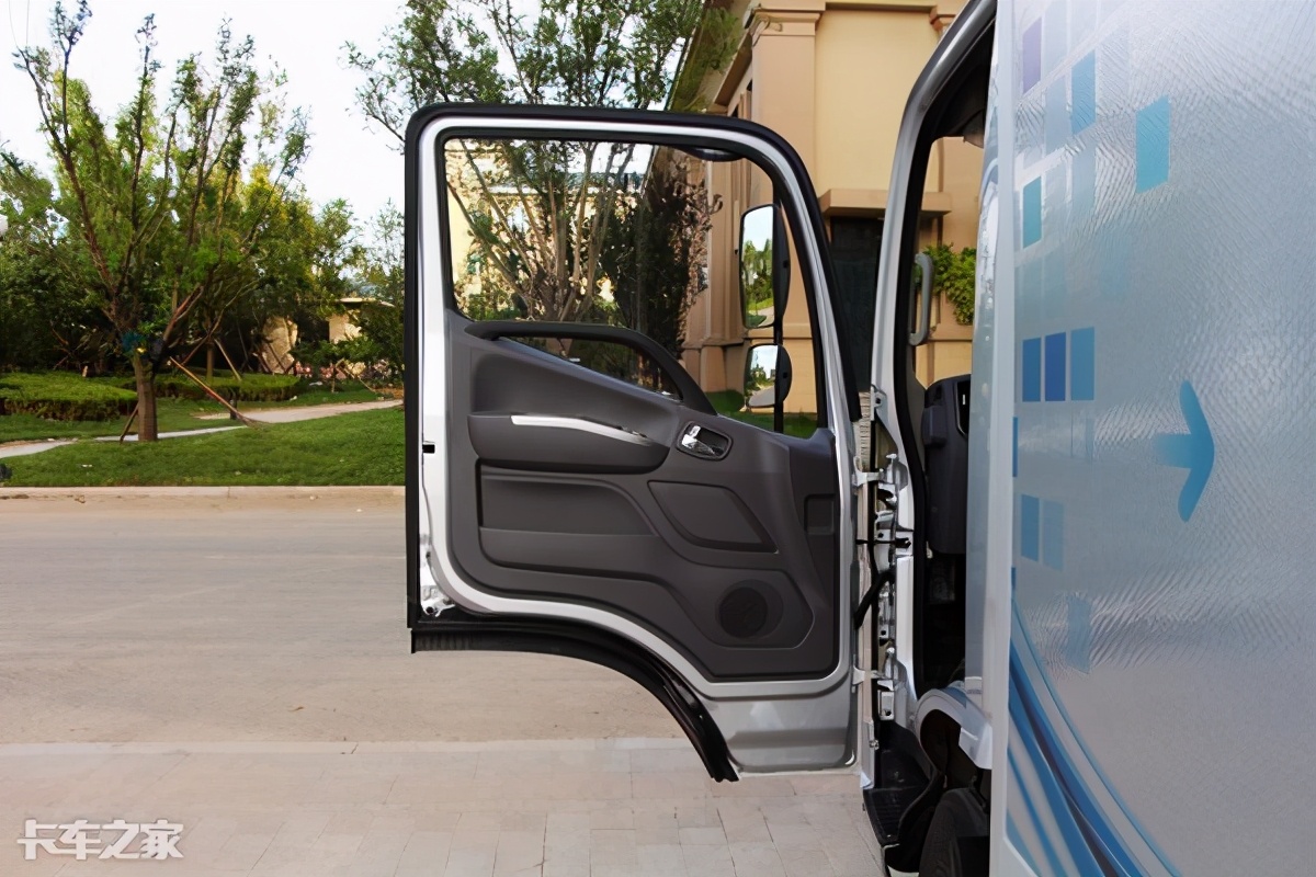 福田奥铃cts国六单排底盘轻卡价格,福建福田奥铃cts轻卡4.2高栏