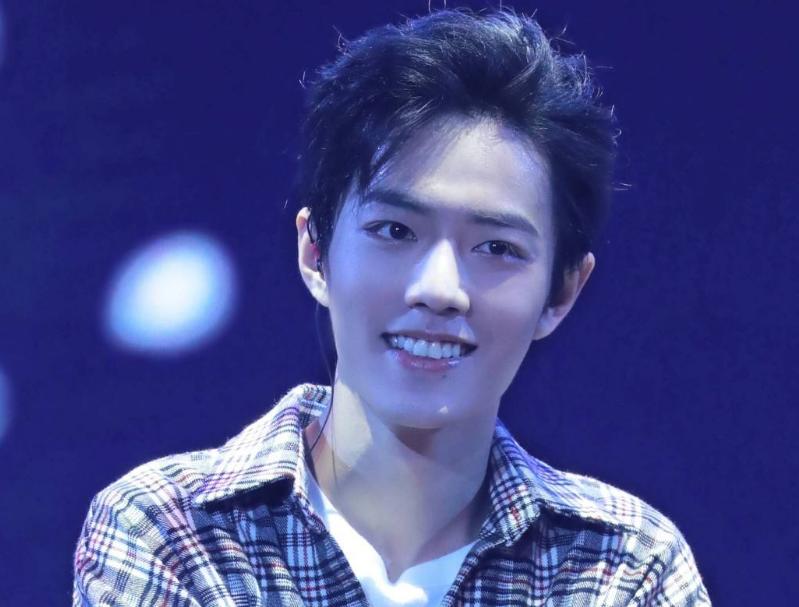 杨紫“手滑”点赞肖战，四年累计手滑29次，是故意还是无心之过？