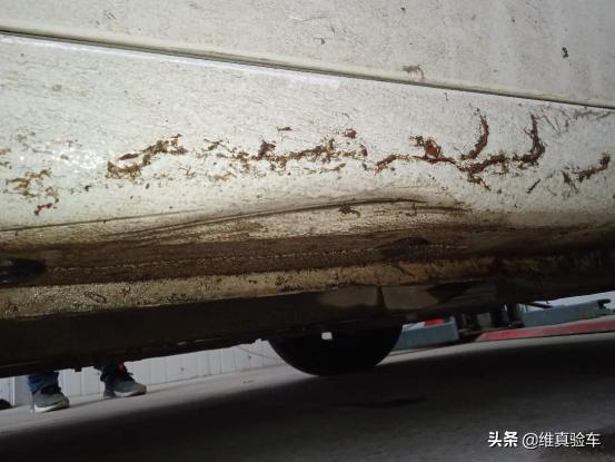 想买辆起亚k2二手车大概多少钱,起亚k2车子2013年值多少钱