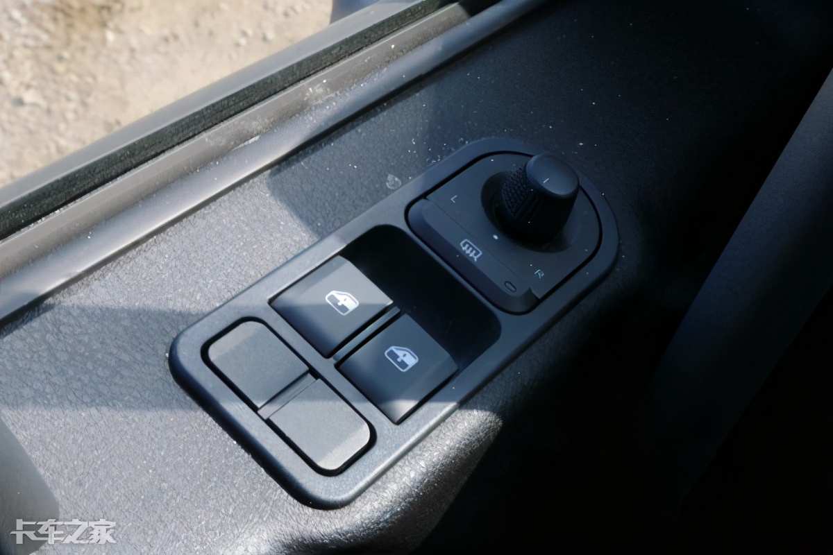 解放jk6载货车怎么样,解放j6新款4.2米厢货多少钱