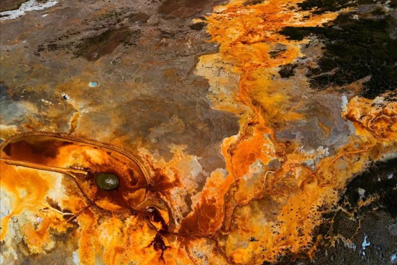 青海恶魔之眼航拍,青海恶魔之眼形成的原因