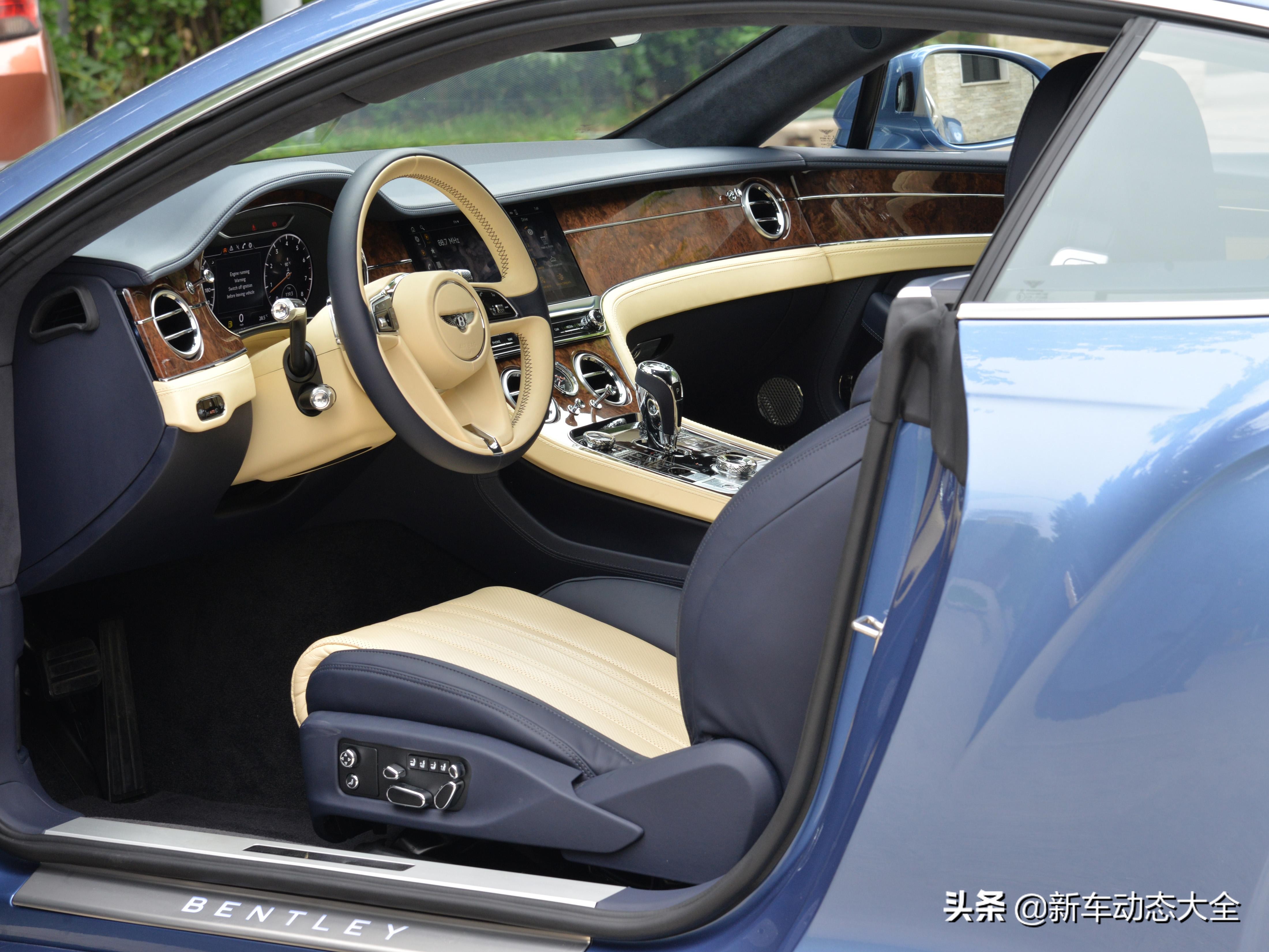 宾利欧陆2011款supersport敞篷版6.0,2022款宾利欧陆gtw12mulliner冰川白