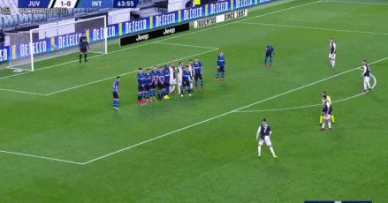 c罗这几年受到太多质疑,c罗被嘲笑获得金球