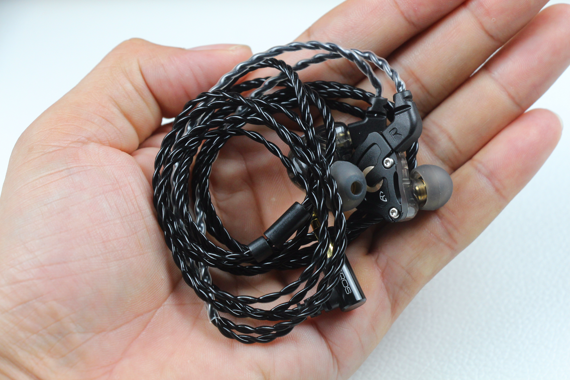 爱国者EROSH05HIFI音乐*放播**器，与流媒体音乐不一样的听觉感受