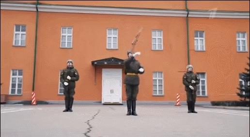 中国ak47礼宾枪,香港警察制式步枪