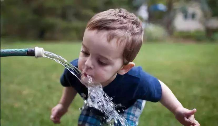 这些童年的饮料你喝过几个,这些小时候的饮料你都喝过吗