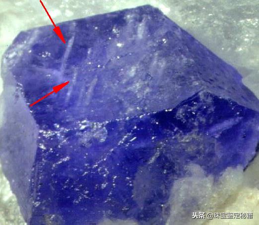 怎么看青金石真假鉴别,人工青金石怎么合成的